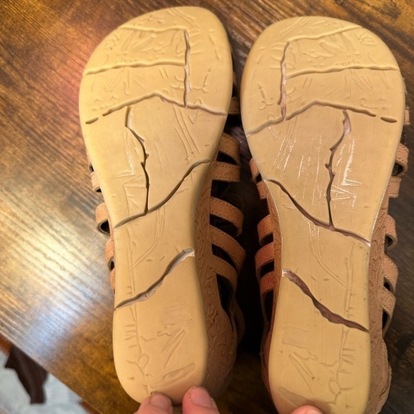 OTBT Nomadic Leather Hickory Women’s Sandals Size 9.5 - Picture 8 of 10